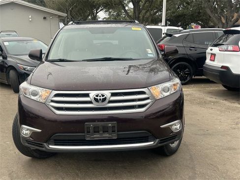 Used 2012 Toyota Highlander Limited image 2