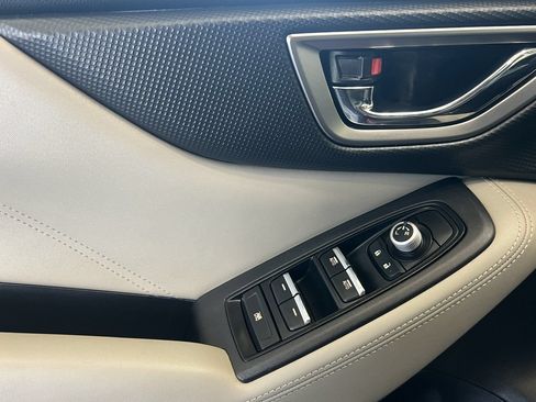Used 2019 Subaru Forester Limited AWD/4WD image 10