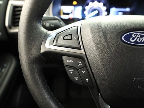 Used 2022 Ford Edge SEL image 23