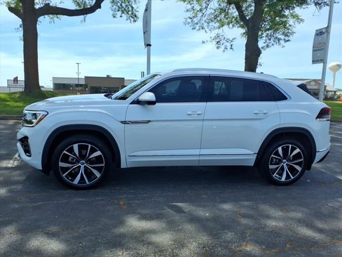 Used 2024 Volkswagen Atlas Cross Sport SEL Premium R-Line AWD/4WD image 4