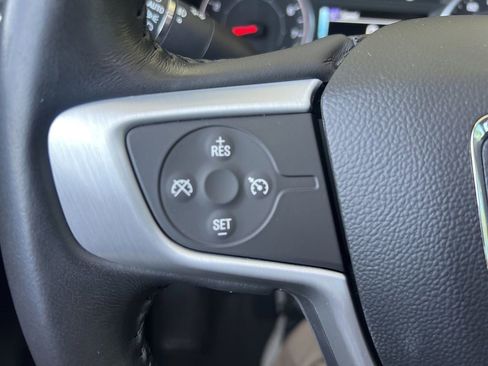 Used 2019 GMC Acadia SLT w/ Black Edition FWD image 62