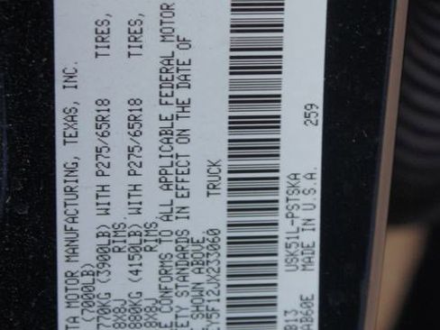 Used 2018 Toyota Tundra SR5 w/ TRD Off Road Package image 25