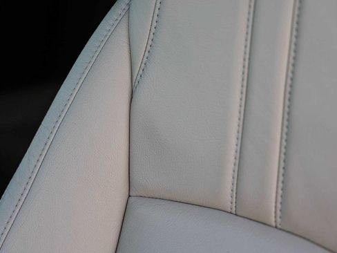 Used 2019 Honda Civic Touring image 39