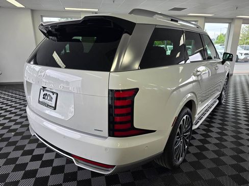 New 2026 Hyundai Palisade Calligraphy AWD/4WD image 3