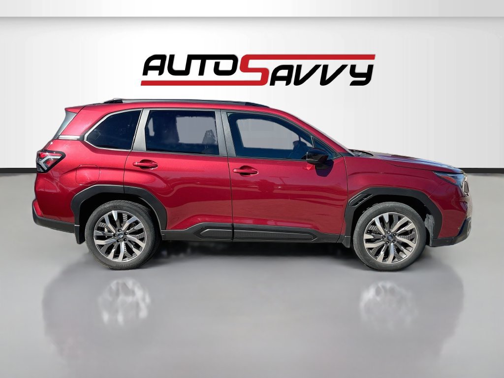 Used 2025 Subaru Forester Touring AWD/4WD image 8