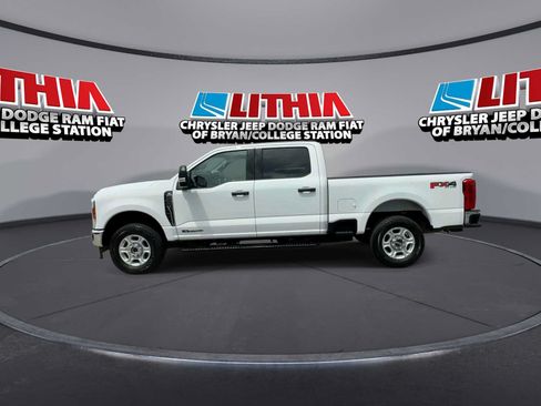 Used 2025 Ford F250 XLT w/ FX4 Off-Road Package AWD/4WD image 5