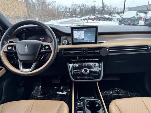 Used 2022 Lincoln Corsair Reserve w/ Equipment Group 201A image 15