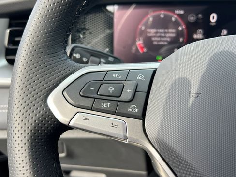 New 2026 Volkswagen Tiguan SE R-Line image 29