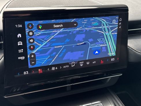 Used 2025 Lincoln Nautilus Reserve image 9