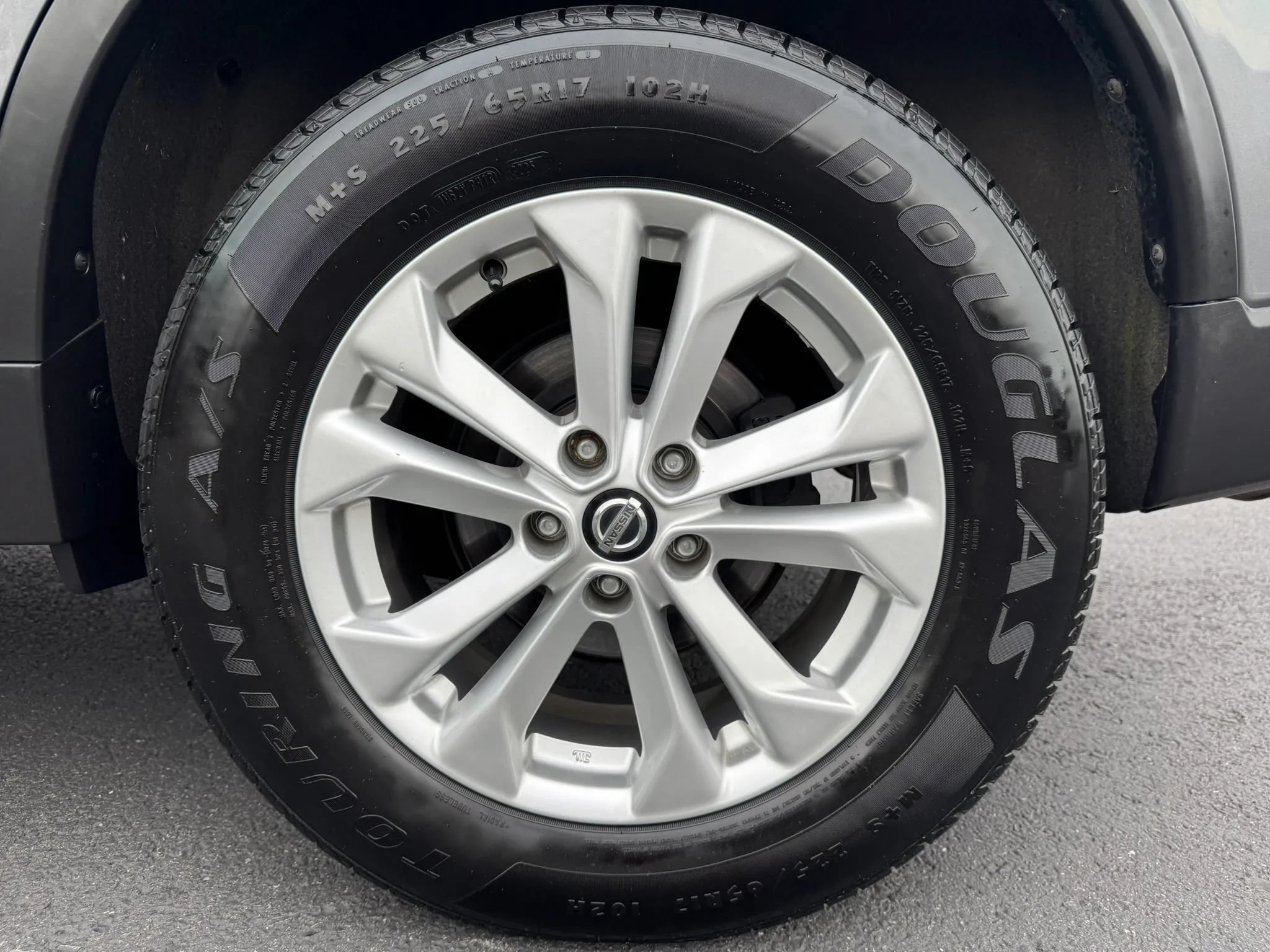 Used 2018 Nissan Rogue S w/ S Value Package AWD/4WD image 20
