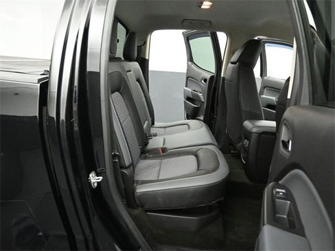 Used 2017 Chevrolet Colorado Z71 image 25