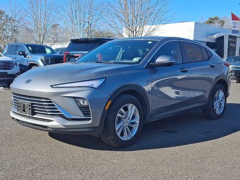 Certified 2024 Buick Envista Preferred w/ Convenience I Package image 3