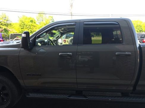 Used 2026 RAM 2500 Laramie AWD/4WD image 18