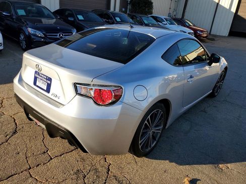 Used 2013 Scion FR-S image 9