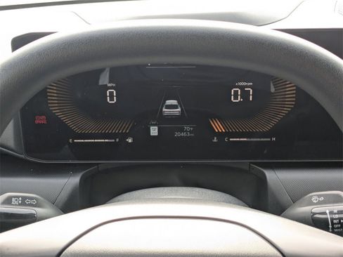 Used 2025 Kia K4 LXS image 18