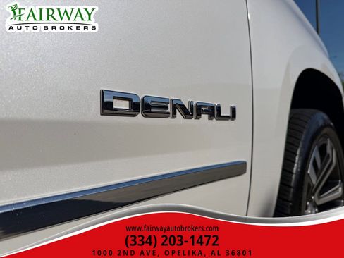 Used 2019 GMC Yukon Denali w/ Denali Ultimate Package RWD image 10