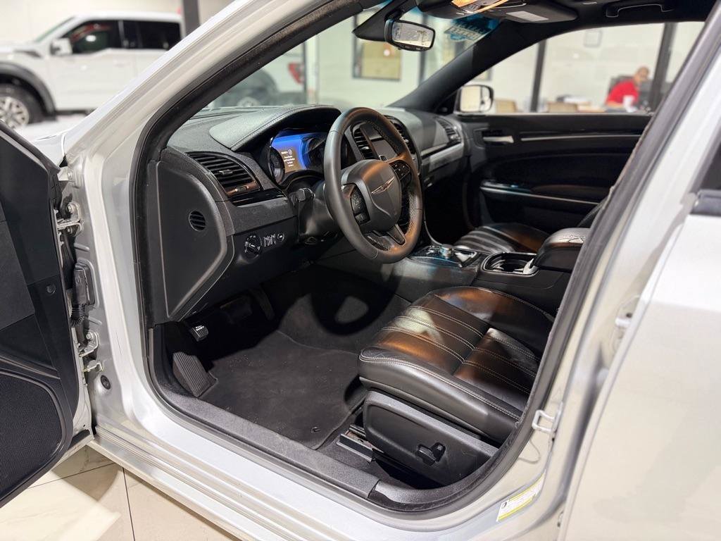 Used 2023 Chrysler 300 S RWD image 14