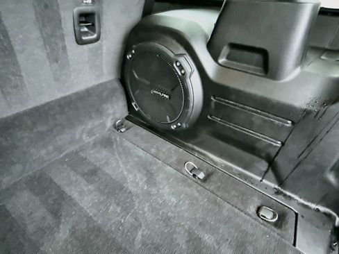 Used 2023 Jeep Wrangler Unlimited w/ Sun & Screen Package AWD/4WD image 31