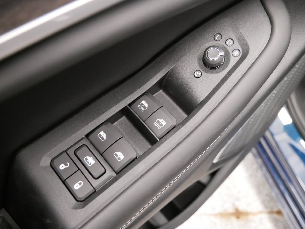 New 2027 Jeep Grand Cherokee Limited AWD/4WD image 19