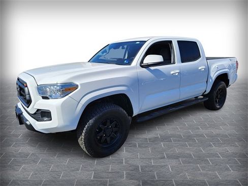 Used 2023 Toyota Tacoma SR image 3