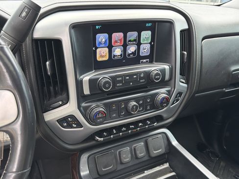 Used 2018 GMC Sierra 1500 SLT AWD/4WD image 13