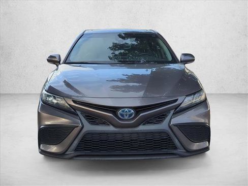 Certified 2022 Toyota Camry SE w/ Audio Upgrade Package FWD image 2