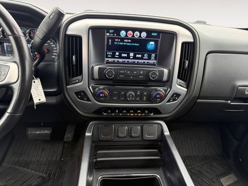 Used 2018 GMC Sierra 1500 SLT image 11
