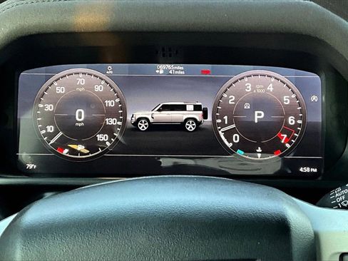 Used 2020 Land Rover Defender 110 SE image 13