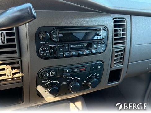 Used 2002 Dodge Durango SLT image 9