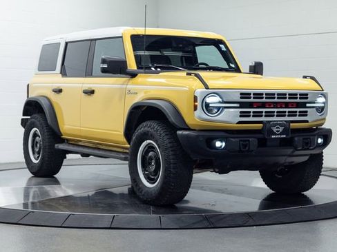Used 2023 Ford Bronco Heritage Edition AWD/4WD image 4