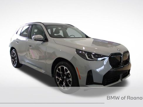 New 2026 BMW X3 xDrive30 w/ Premium Package AWD/4WD image 1