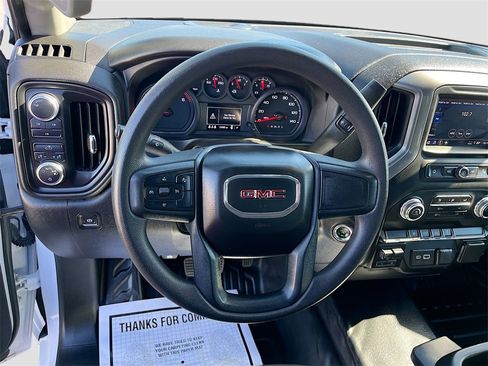 Used 2024 GMC Sierra 2500 Pro w/ Convenience Package image 11