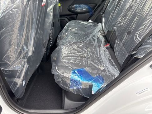 Certified 2025 Hyundai Venue Limited image 48