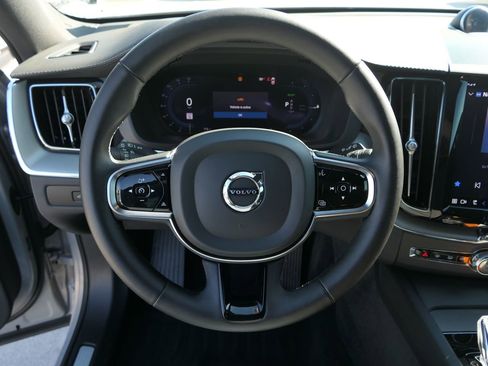 Used 2024 Volvo XC60 T8 Polestar image 19