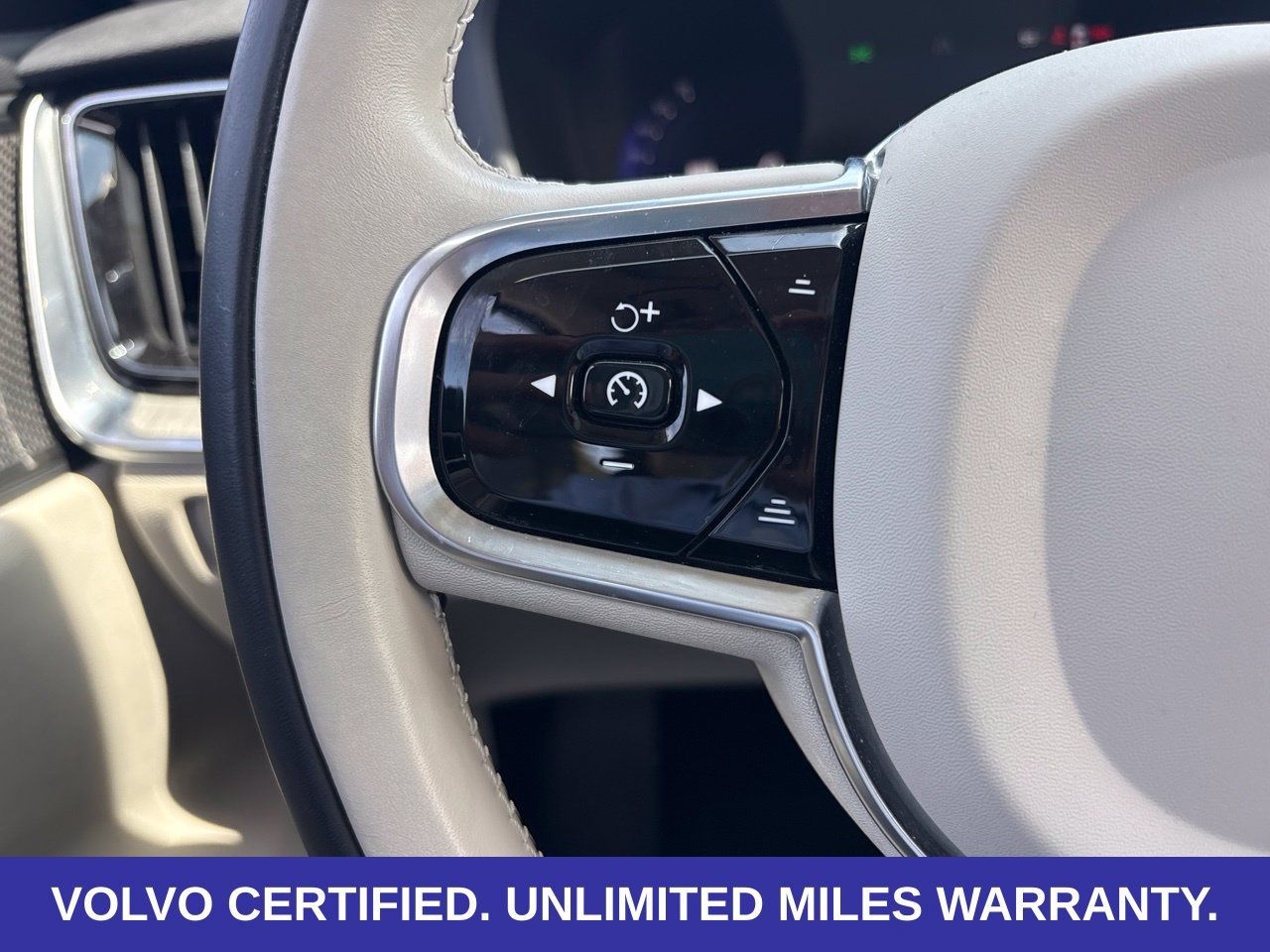 Used 2024 Volvo S60 T8 Plus w/ Climate Package AWD/4WD image 22