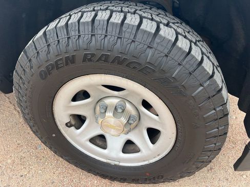 Used 2014 Chevrolet Silverado 1500 W/T image 9