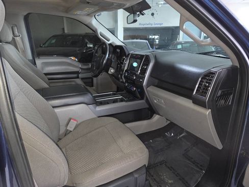 Used 2017 Ford F150 XLT w/ Equipment Group 302A Luxury image 32