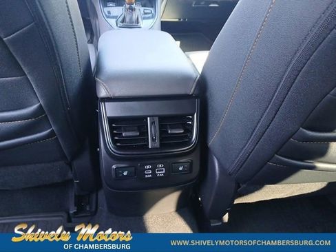 Used 2023 Subaru Outback Wilderness AWD/4WD image 14