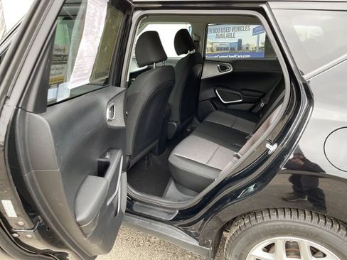 Certified 2022 Kia Soul LX w/ Technology Package image 26