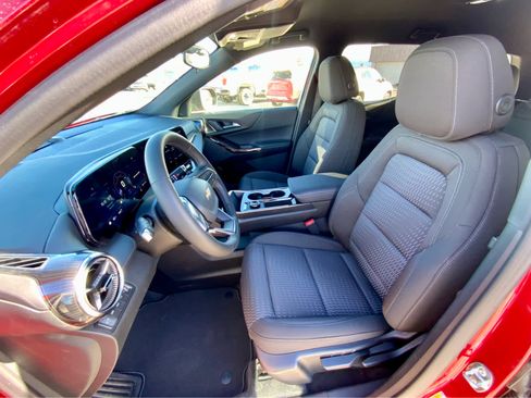 New 2026 Chevrolet Equinox LT image 19