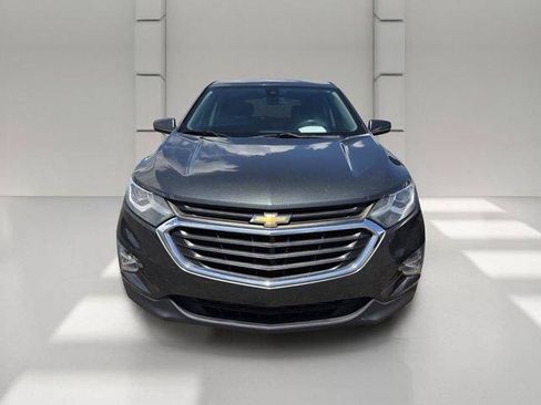Used 2020 Chevrolet Equinox LT FWD image 2