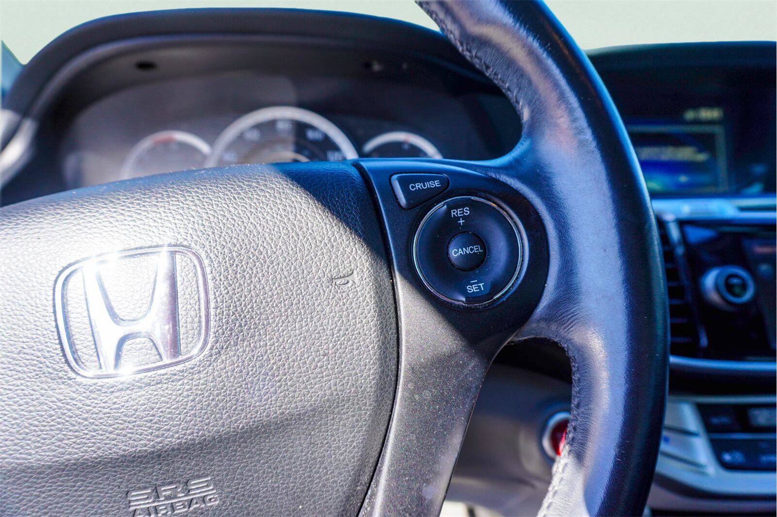 Used 2015 Honda Accord EX-L image 26