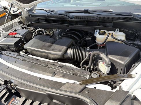 Used 2024 GMC Yukon SLT RWD image 29