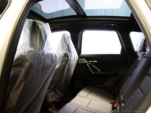 Used 2025 BMW X1 xDrive28i w/ Premium Package image 13