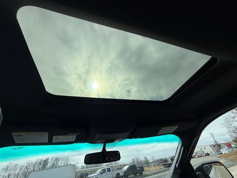 Used 2015 Ford Explorer Sport w/ Equipment Group 401A image 20