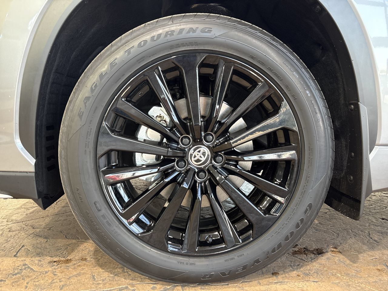 New 2026 Toyota Highlander XSE AWD/4WD image 10
