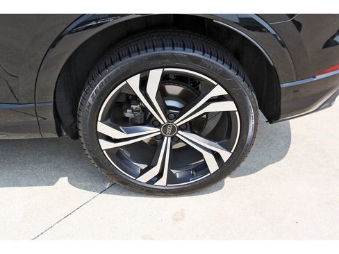 Used 2023 Audi Q3 2.0T Premium Plus AWD/4WD image 7