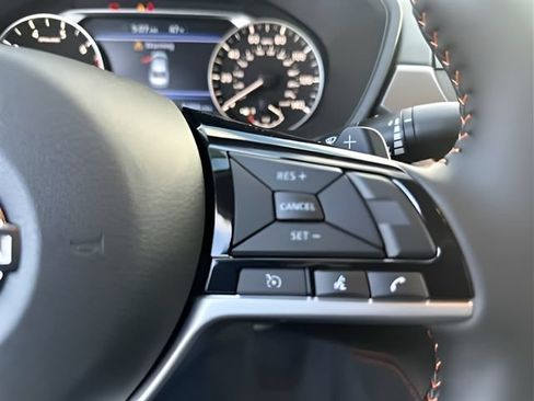 Certified 2025 Nissan Altima 2.5 SR AWD/4WD image 31