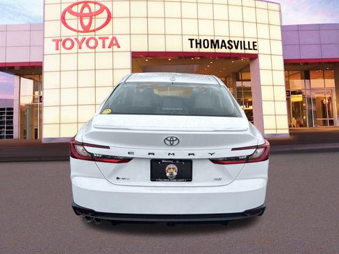 New 2025 Toyota Camry SE w/ Convenience Package FWD image 6