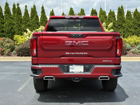 Used 2026 GMC Sierra 1500 AT4 w/ AT4 Premium Package AWD/4WD image 9